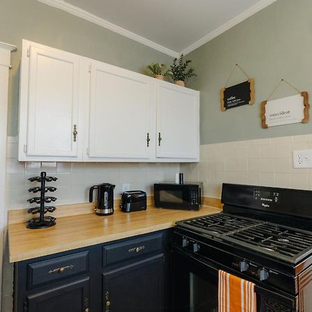 فيلا Historic Revival 2Br Midtown Memphis Free Parking Fast Wifi Free Parking Yes Pets المظهر الخارجي الصورة